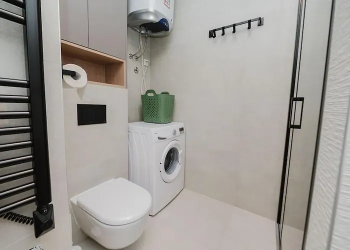 アパート Koi Deluxe, Urban Two Bedroom Oasis